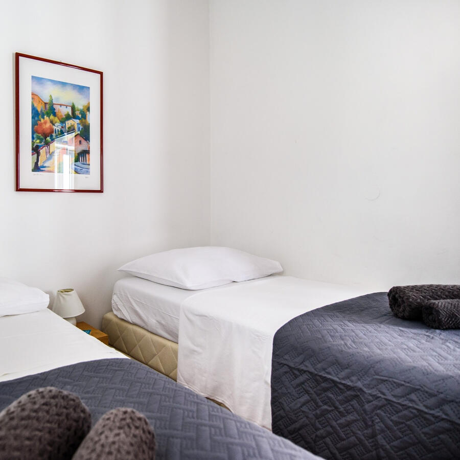 ZENITH APARTMENT